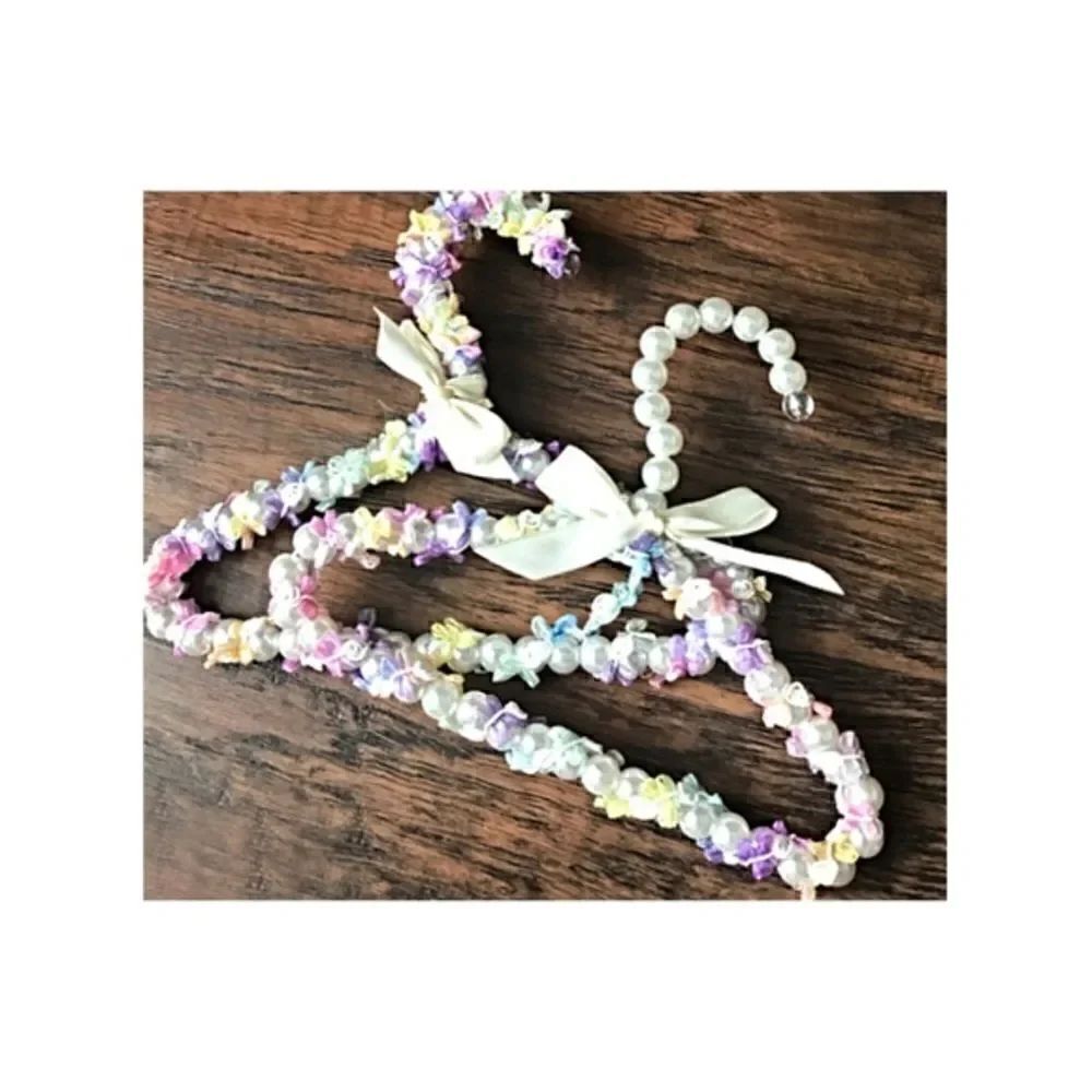 Pearl Decorated Baby Clothing Hangers (2)
